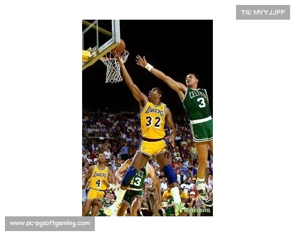 1987年魔术师约翰逊全能表现32分10篮板10助攻如何重塑控卫角色